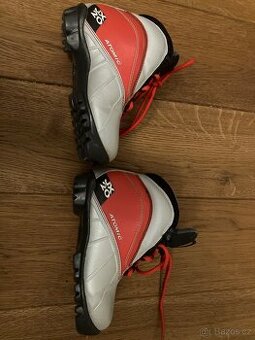 Dětské boty na běžky č.30 Atomic Rotefella