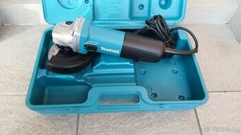 Úhlová bruska Makita