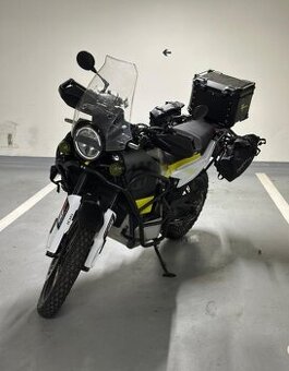 Husqvarna Norden 901,r.v.2023,CZ, najezd 18.700 KM