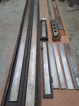 Strojni kontrolni pravitko