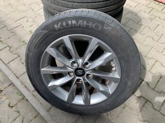 Hyundai 16"