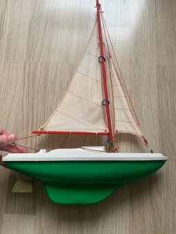 Retro model plachetnice