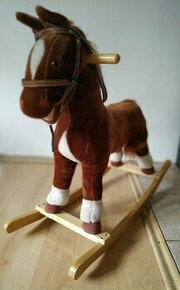 Dětský houpací kůň