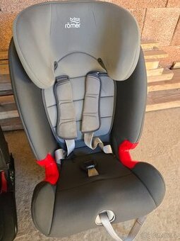 Britax Romer Advansafix III SICT