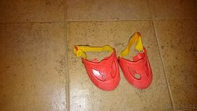 chrániče obuvi při jízdě na odrážedle