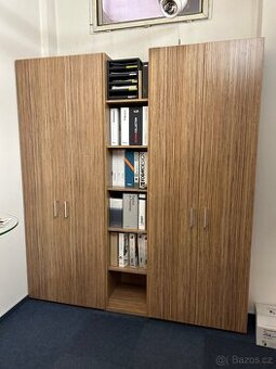 Vysoké policové skříně - sestava 6 kusů