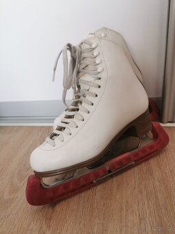 Krasobruslařské brusle Jacskon Artiste