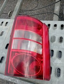 CHRYSLER GRAND VOYAGER 5 ZADNÍ SVĚTLO LEVÉ