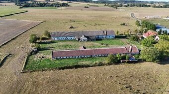 Rozsáhlý zemědělský areál