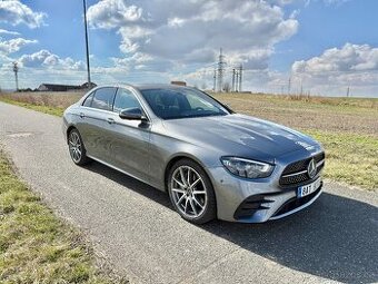 Mercedes-Benz E220 D - AMG paket PREMIUM - 95TKM, 4MATIC