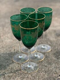Set skleniček ze zeleného skla