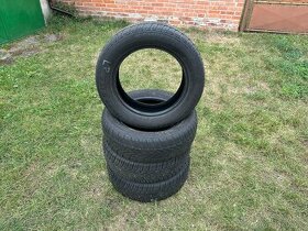 Zimní pneu Semperit 185/60R15 T