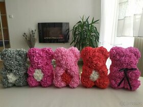 Rose Bear - medvěd z růží - různé barvy + esence - 1