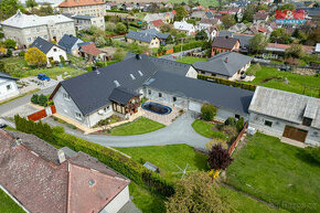 Prodej rodinného domu 6+1, 450 m², Úvalno - 1
