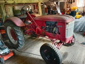 Prodám traktor HANOMAG C220 - 1