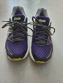 Běžecké boty Asics velikosti 37,5