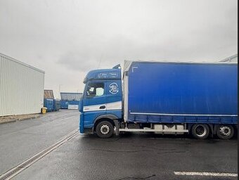 Jumbo, průjezdná souprava - Mercedes Benz Actros 2548