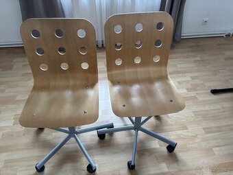 Rostoucí židle Ikea