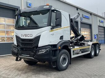 IVECO X-WAY 300X50P HR OFF 6x4 hákový nosič kontejneru 20T