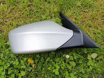 Hyundai IX20 pravé elektrické zrcátko stříbrná metalíza