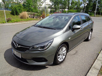 OPEL ASTRA COMBI 1.2 T KOUPENO ČR,1.MAJITEL v ZÁRUCE