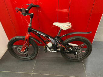 Dětské kolo Mars 18" Black/Red (pro děti 4–7 let)