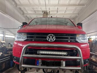 Přední rám na vw t5 se světelnou led rampou
