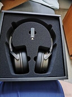 Audeze Maxwell PS5 verze