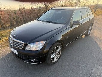Mercedes-Benz 2,2 CDI Elegáne kombi W204