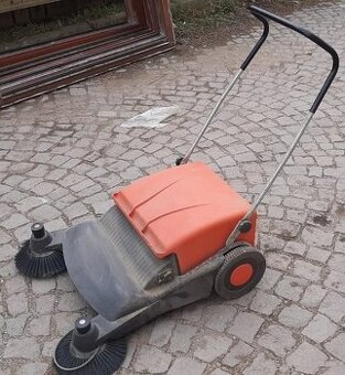 Ruční zametací stroj HKM 800 - 1