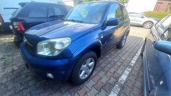Toyota Rav 4 11/2004 Najeto 350 t.km... Motor 2.0vvti STK do