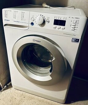 Pračka Indesit - 1
