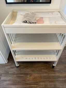 Přebalovací pult IKEA