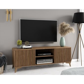 Nová vitrína a TV stolek - dekor dub artisan