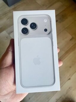 iPhone 17 PRO 256, NOVÝ, NEROZBALENÝ, 2 roky záruka