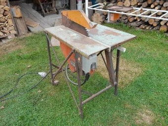 Cirkulárka Narex typ VOP35. Tichá a v dobrém stavu. Nastavit