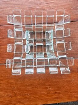 Mísa z masivního spékaného skla