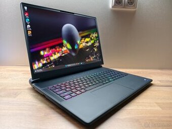 18"_ALIENWARE 18 AREA-51_300HZ_U7-255HX_32GB_RTX 5060 8GB