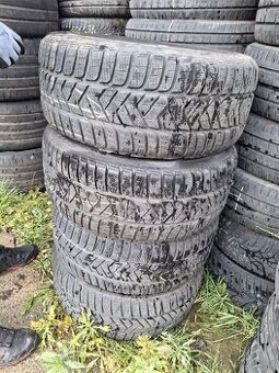 ZIMNÍ PNEU 235/45/17 4ks Pireli