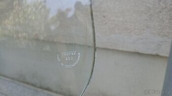 Přední a zadní sklo Škoda 1000MB 1966