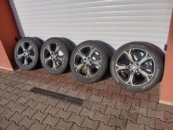 FIAT FREEMONT CROSS - ORIGO ALU R19 SE ZIMNÍMI PNEU PIRELLI 