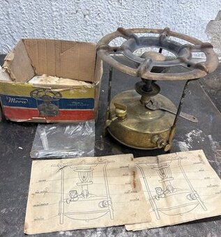 Starožitný petrolejový vařič Meva