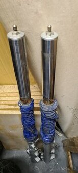 Afrika twin 750 díly