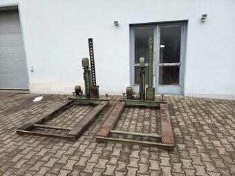 2 roky záruka -  DDR mobilní nůžkový hydraulický zvedák