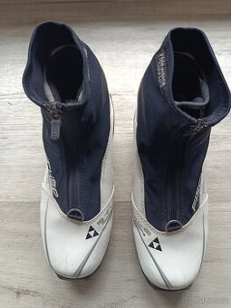 Běžkařské boty Fischer, vel.39