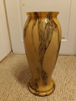 Velká skleněná váza