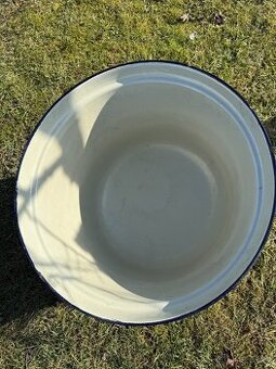 Smaltovaný velký zabíjačkový hrnec, kotel brutar, kotlina