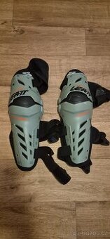 Chrániče Kolen Leatt Dual Axis