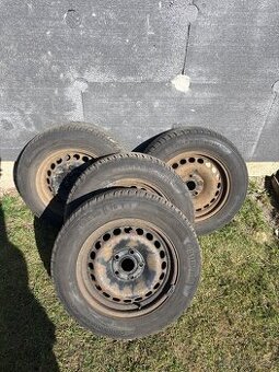 Sada zimních kol 195/65 R15, 4 ks