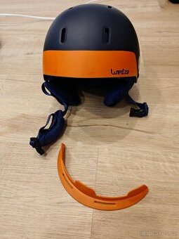 Dětská lyžařská helma 48-52cm